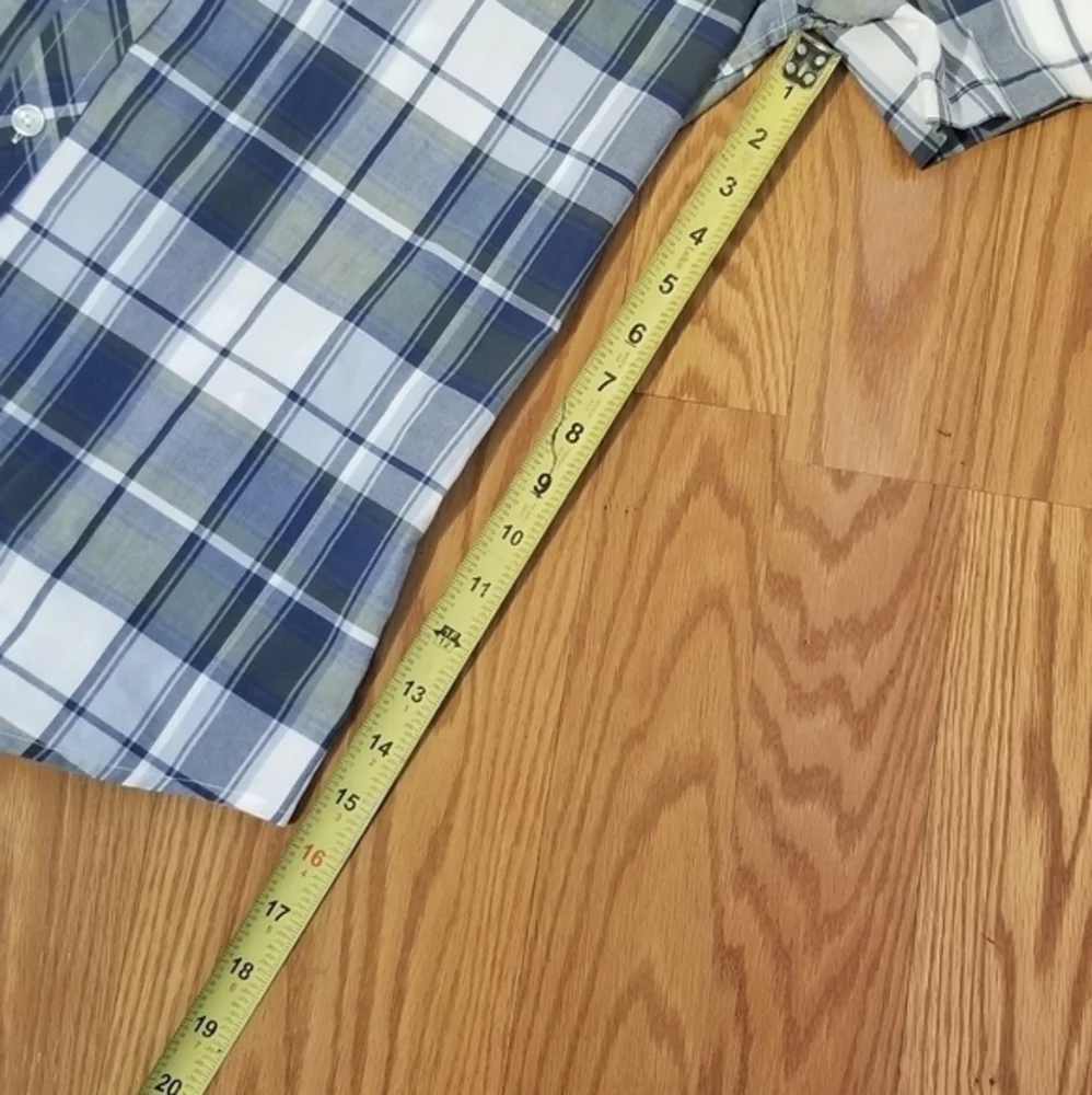 O'Neil button down shirt‎ med